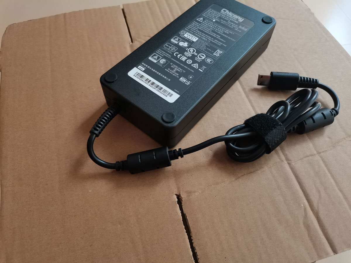 Novo adaptador ac oem chicony  - Pc Gaming Xịn avaliação e preço